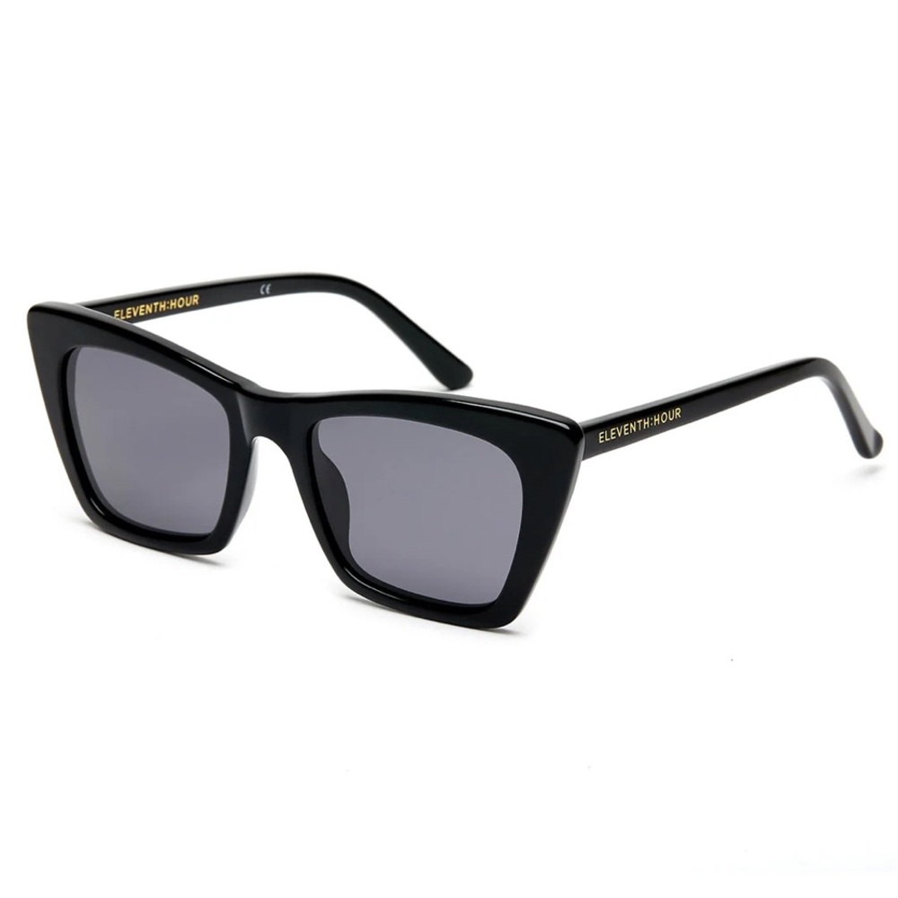 Velvet Essential Classic Sunglasses by Eleventh Hour Sunglasses